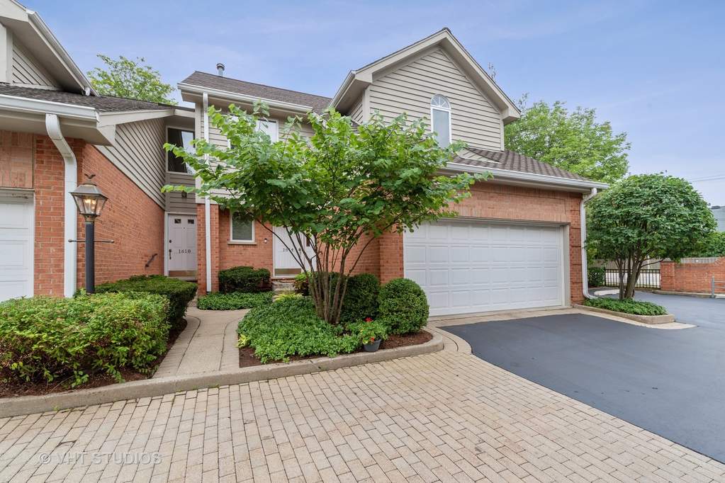 1614 Glenview Road, Glenview, IL 60025