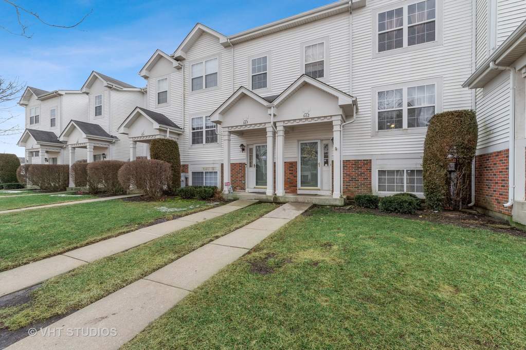 662 Holiday Lane 662, Hainesville, IL 60073 MLS 10657288
