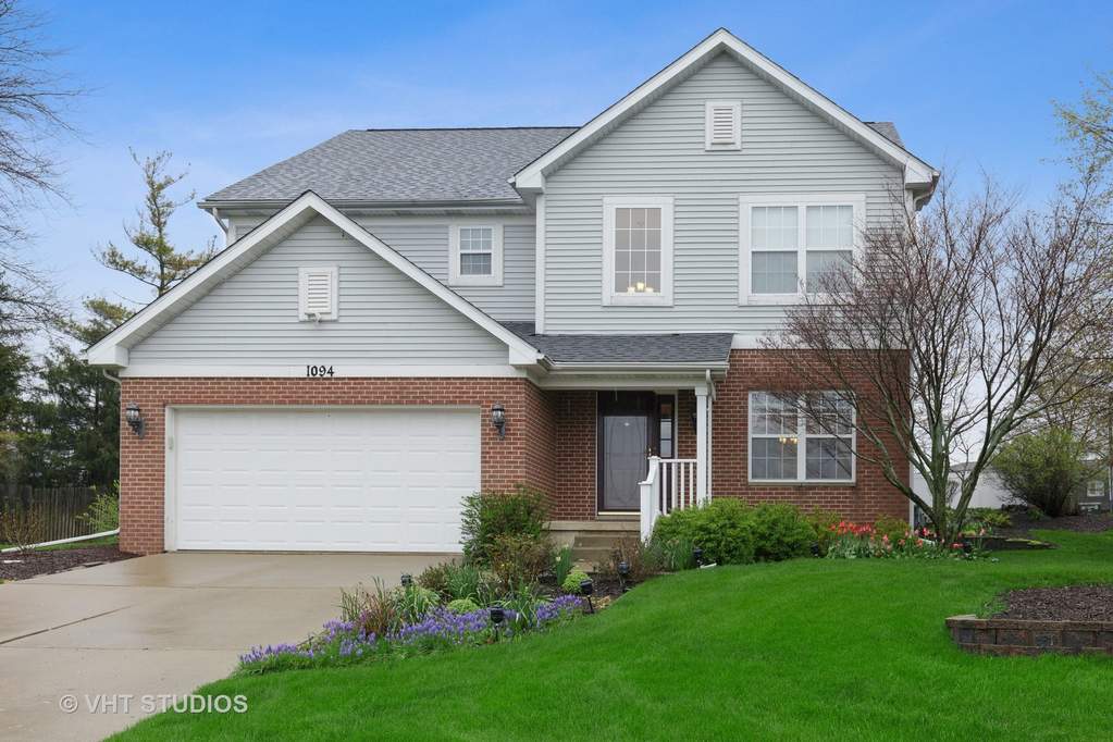 1094 Blackhawk Drive, Elgin, IL 60120 MLS 10693342 properties