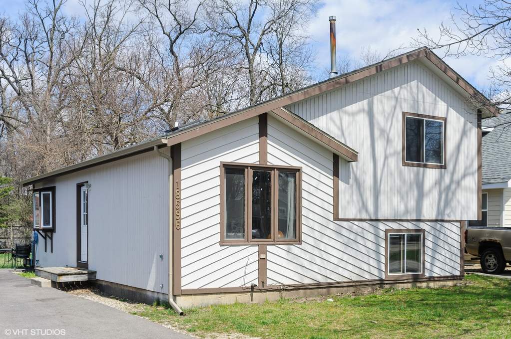 18596 W Main Street, Gages Lake, IL 60030 MLS 10693867 properties