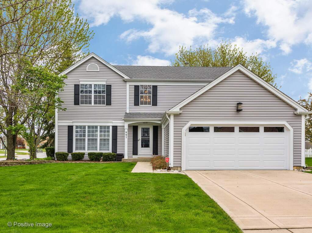 991 Royal Glen Lane, Carol Stream, IL 60188 MLS 10713908