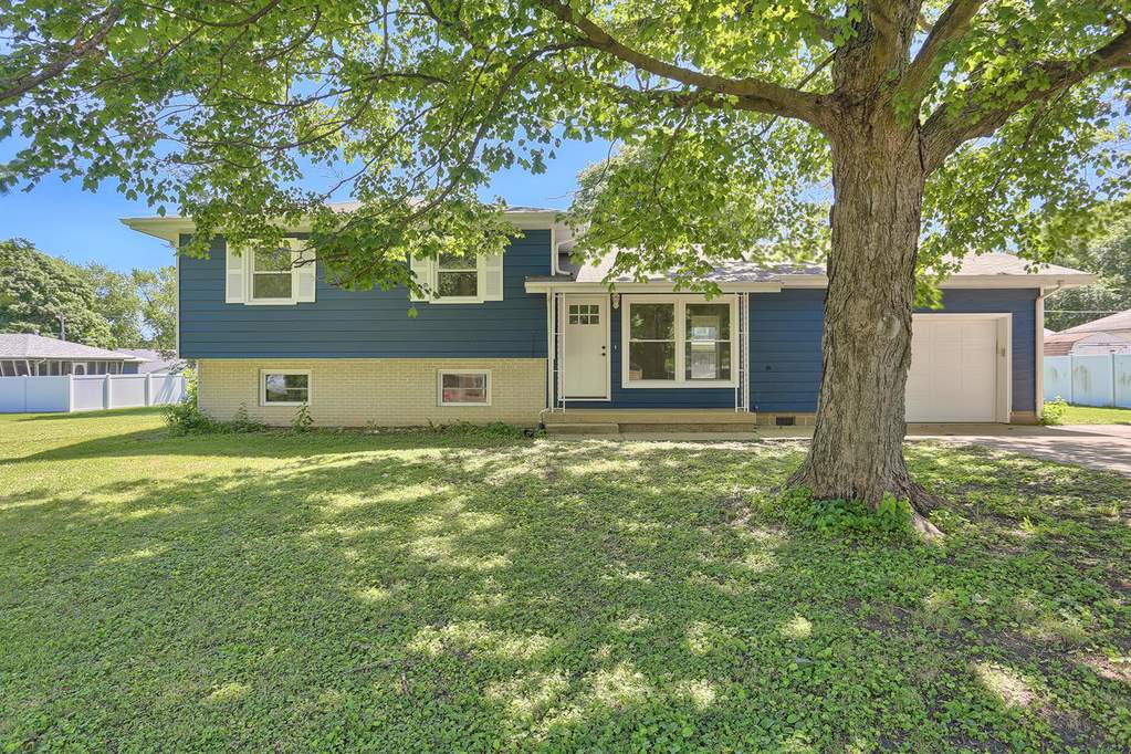 210 Brookview Drive, Farmer City, IL 61842 MLS 10749160