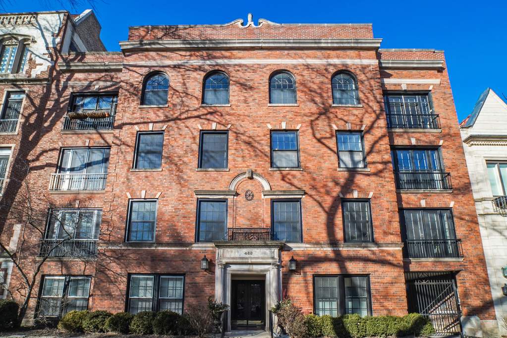 460 W Barry Avenue 2E, Chicago, IL 60657 MLS 10760913 properties