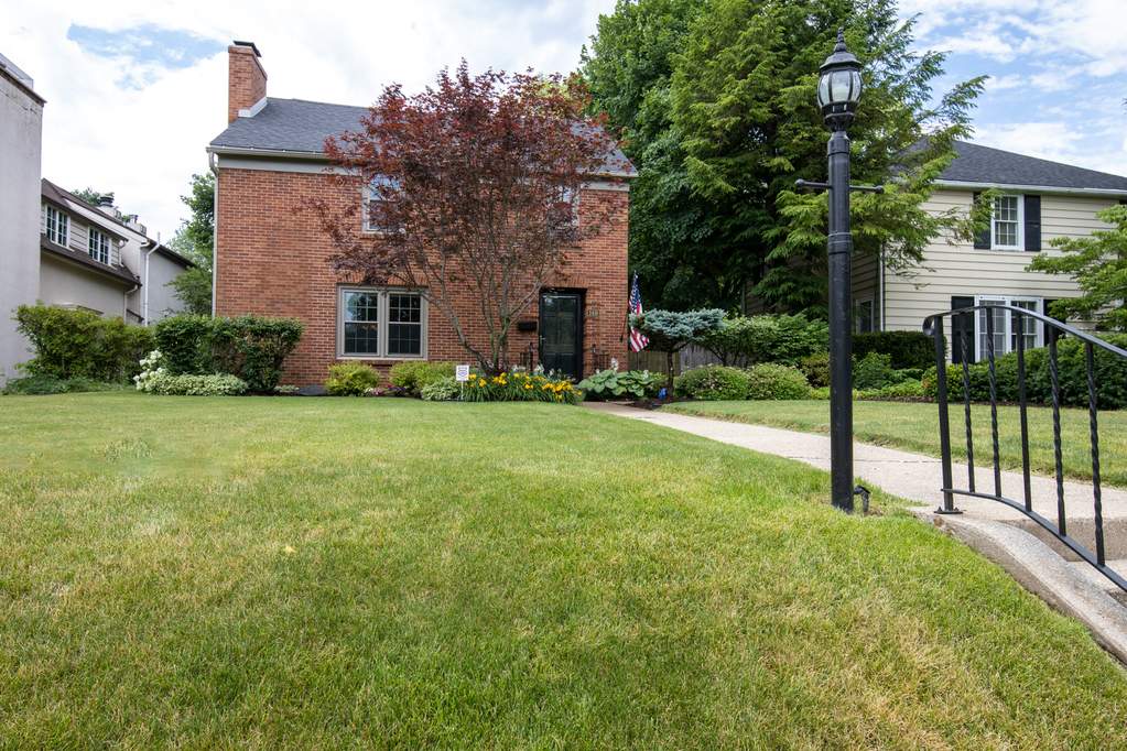 2416 Harlem Boulevard, Rockford, IL 61103 MLS 10762256 properties