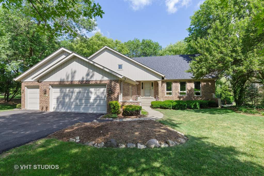 20390 N Park Hill Drive, Deer Park, IL 60010 MLS 10785711