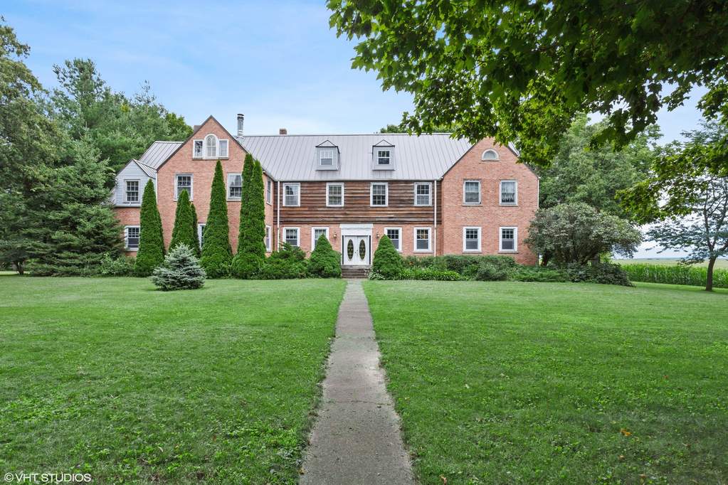 5747 S Peek Home Road, Polo, IL 61064 MLS 10794899 properties