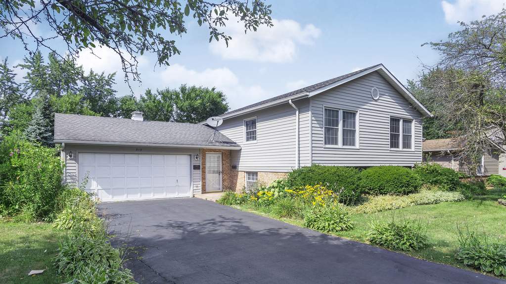 512 W Berkley Drive, Arlington Heights, IL 60004 MLS 10825033