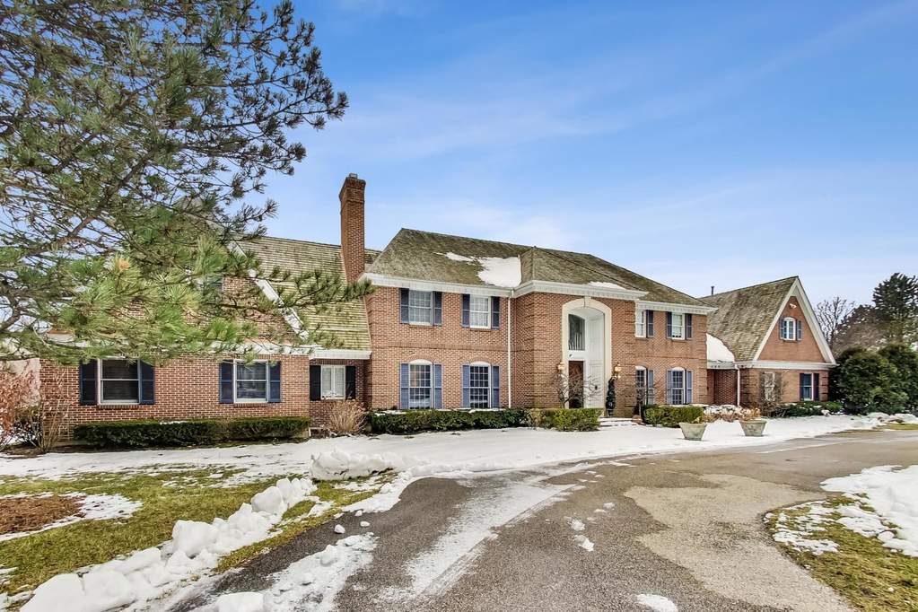 460 Edgewood Lane, Northfield, IL 60093 MLS 10904079 properties