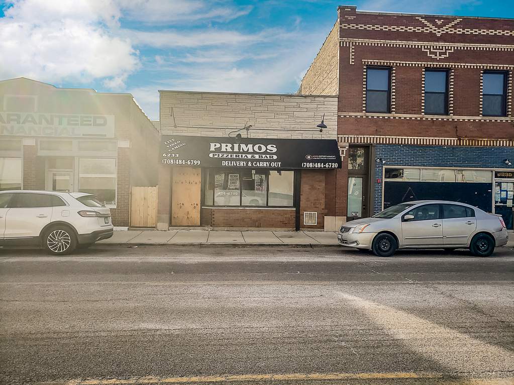 6233 Roosevelt Road, Berwyn, IL 60402 MLS 10912685 properties