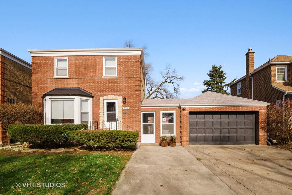 2540 W Jarvis Avenue, Chicago, IL 60645 MLS 10938871 properties