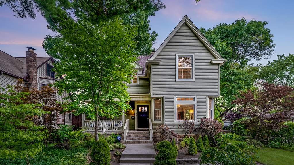 7122 W Peterson Avenue, Chicago, IL 60631 MLS 10940024 properties