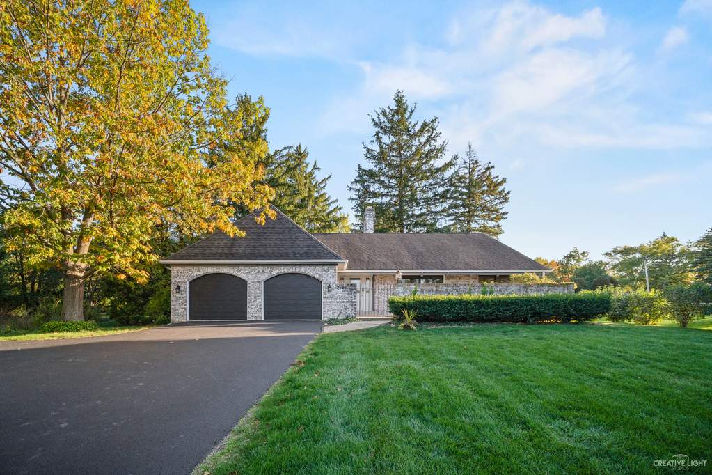 2425 Maple Avenue, Downers Grove, IL 60515 MLS 10964305