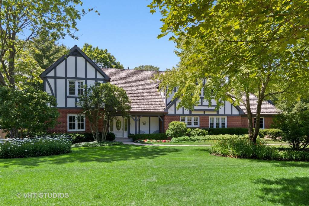 366 Sussex Lane, Lake Forest, IL 60045 MLS 10977080 properties