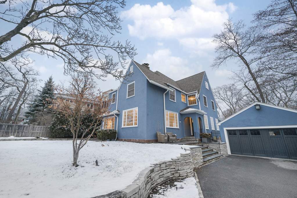 921 Sheridan Road, Glencoe, IL 60022 MLS 10978382 properties