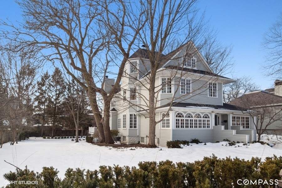 706 Sheridan Road, Evanston, IL 60202 MLS 11007424 properties