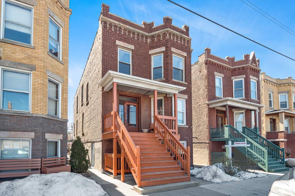 2719 W Belmont Avenue, Chicago, IL 60618 | MLS# 11015603 | @properties ...