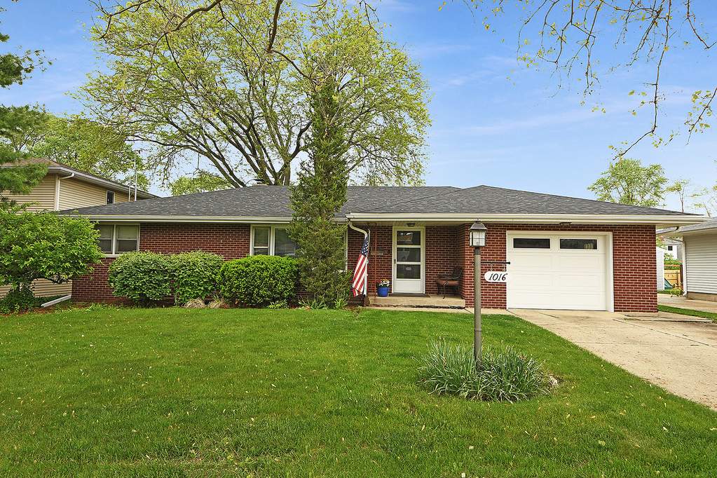 1016 Milne Drive, Lockport, IL 60441 MLS 11030144 properties