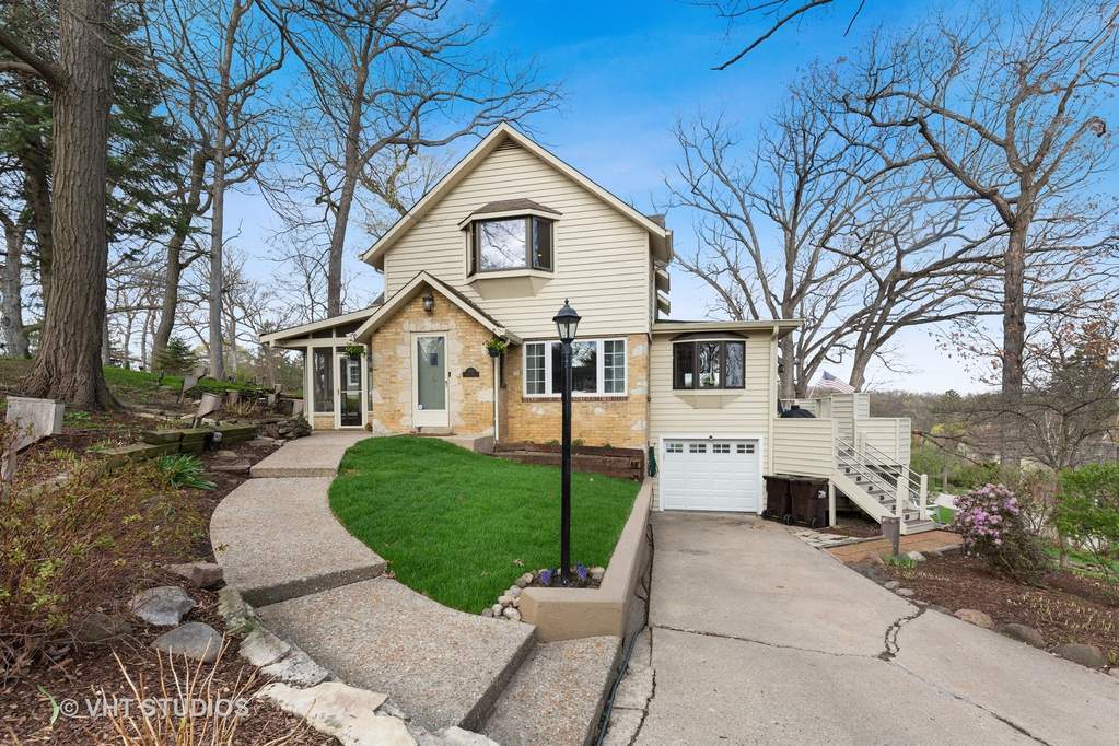 303 Summit Drive, Tower Lakes, IL 60010 MLS 11044508 properties