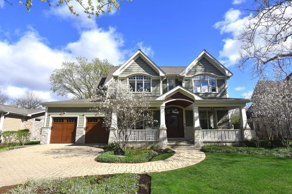 39 E Birchwood Avenue, Hinsdale, IL 60521 MLS 11053222 properties