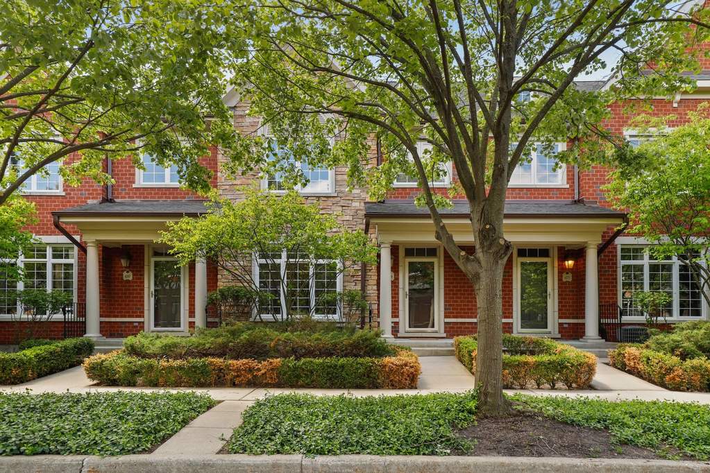 4269 Linden Tree Lane, Glenview, IL 60025 MLS 11074154 properties