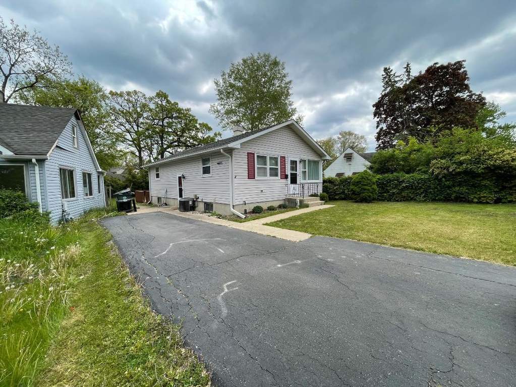 (Address Confidential), Round Lake Park, Illinois 60073 MLS 11091173