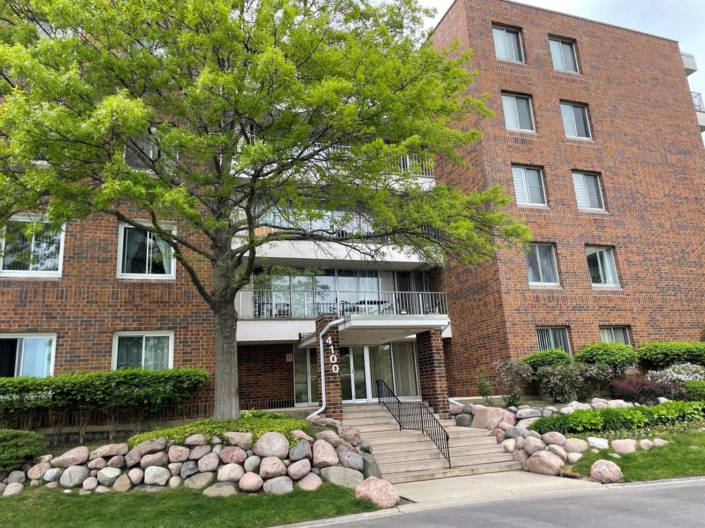4100 Triumvera Drive 101, Glenview, IL 60025 MLS 11095263