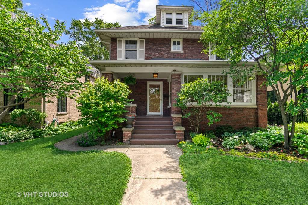 1715 Lake Avenue, Wilmette, IL 60091 MLS 11103733 properties
