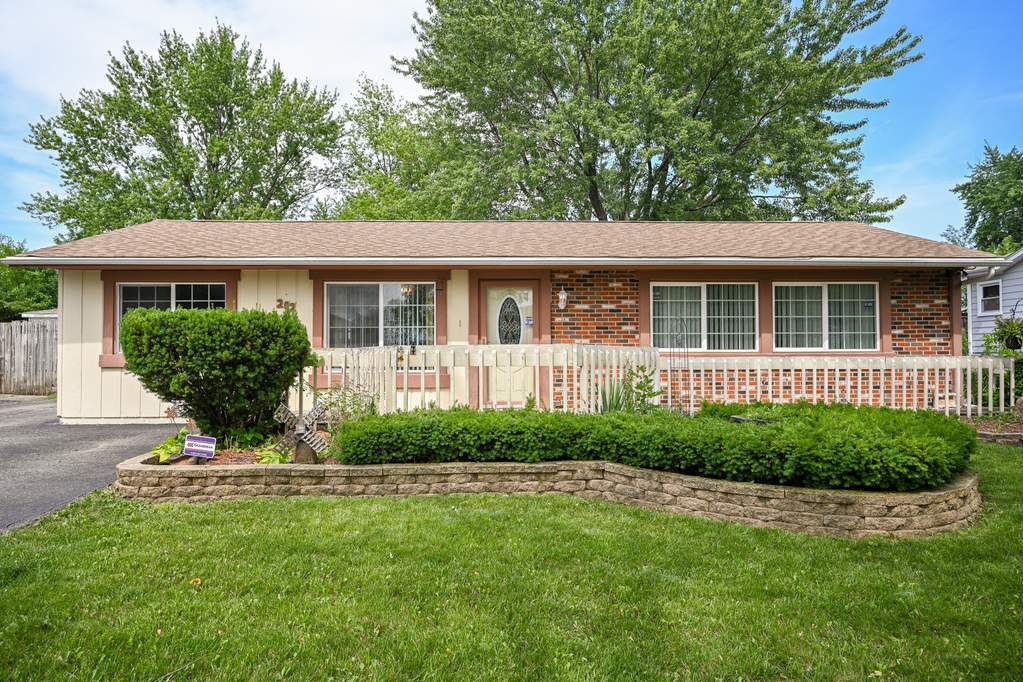 202 Galewood Drive, Bolingbrook, IL 60440 MLS 11148288 properties