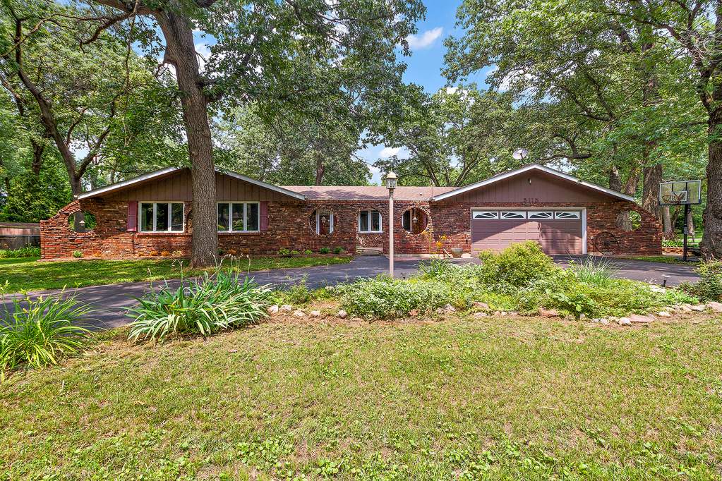 5115 Northridge Drive, St. Anne, IL 60964 MLS 11158085 properties