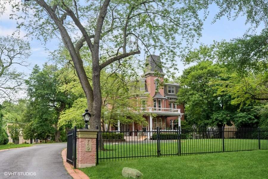 750 Glencoe Drive, Glencoe, IL 60022 MLS 11168573 properties