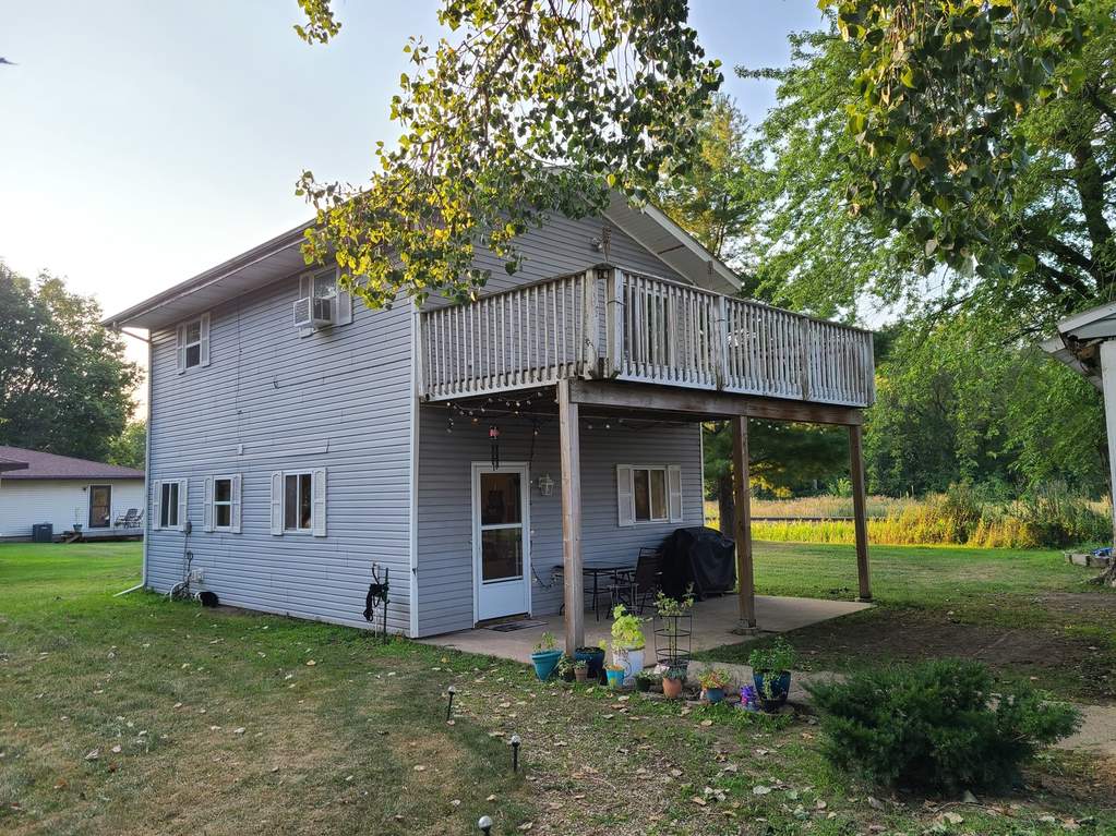 2960 E Honey Creek Road, Chana, IL 61015 MLS 11176858 properties