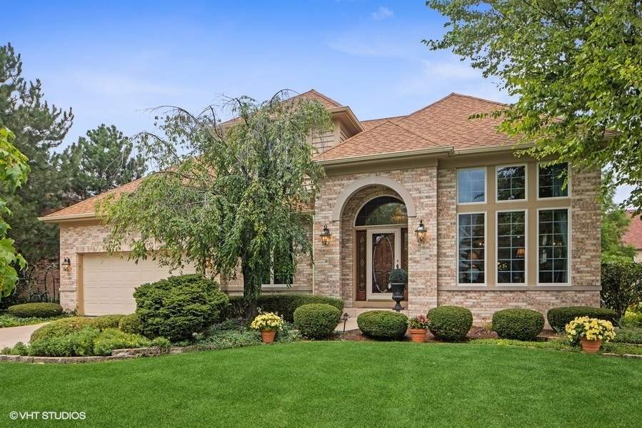 11060 Ashbrook Lane, Indian Head Park, IL 60525 MLS 11178828