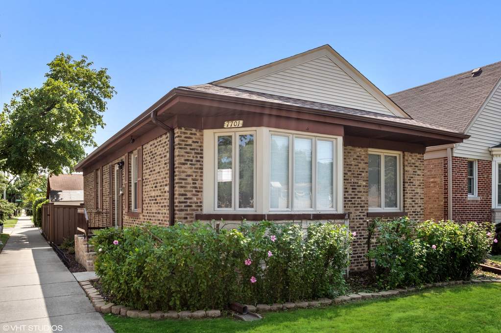 7701 W Devon Avenue, Chicago, IL 60631 MLS 11189604 properties