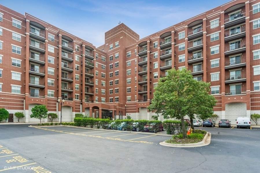 1700 Riverwoods Drive 605, Melrose Park, IL 60160 MLS 11191446