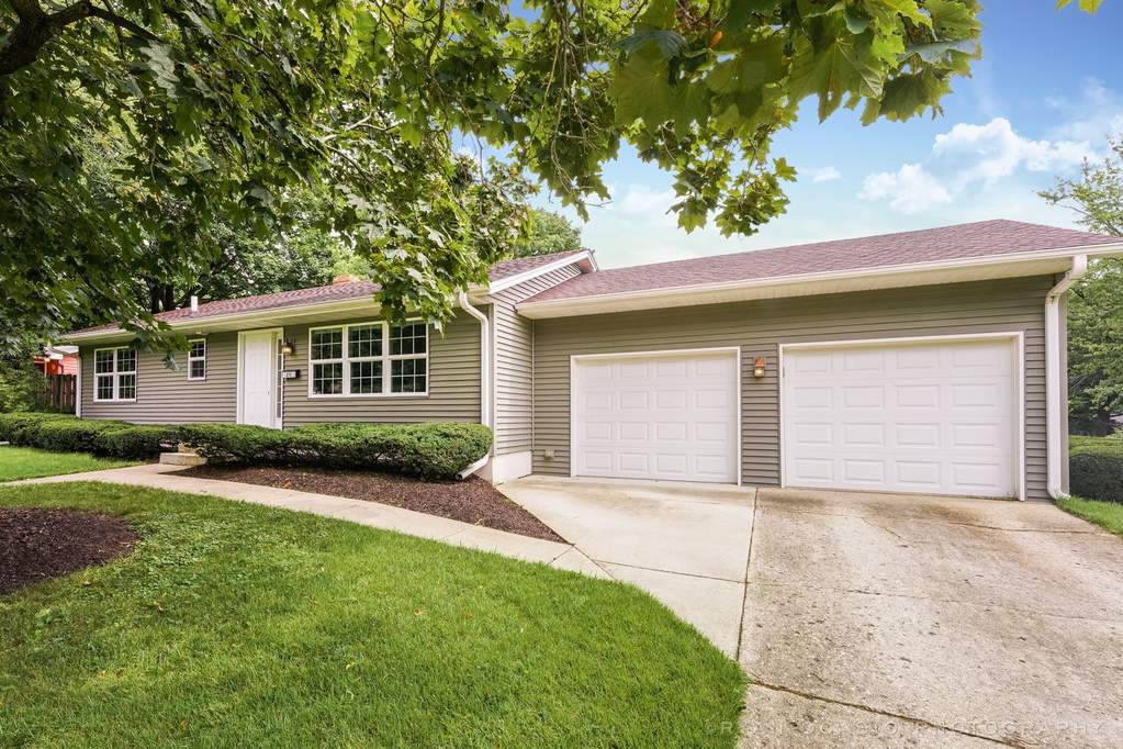 231 Tilton Park Drive, Dekalb, IL 60115 MLS 11192492 properties Chicagoland