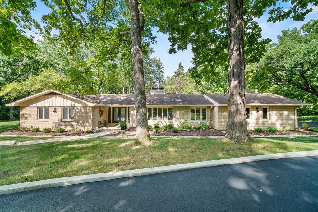 7N080 Hickory Lane, St. Charles, IL 60174 MLS 11207832 properties