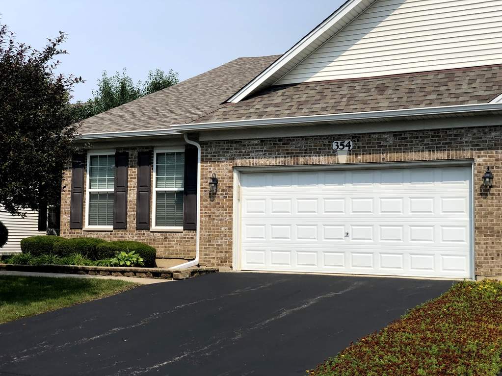 354 Woodhill Drive, Carol Stream, IL 60188 MLS 11211207 properties Chicagoland