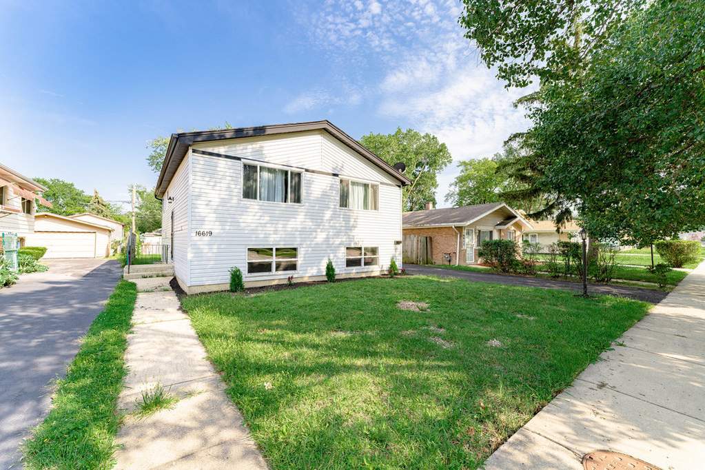 16619 Wood Street, Markham, IL 60426 MLS 11211345 properties