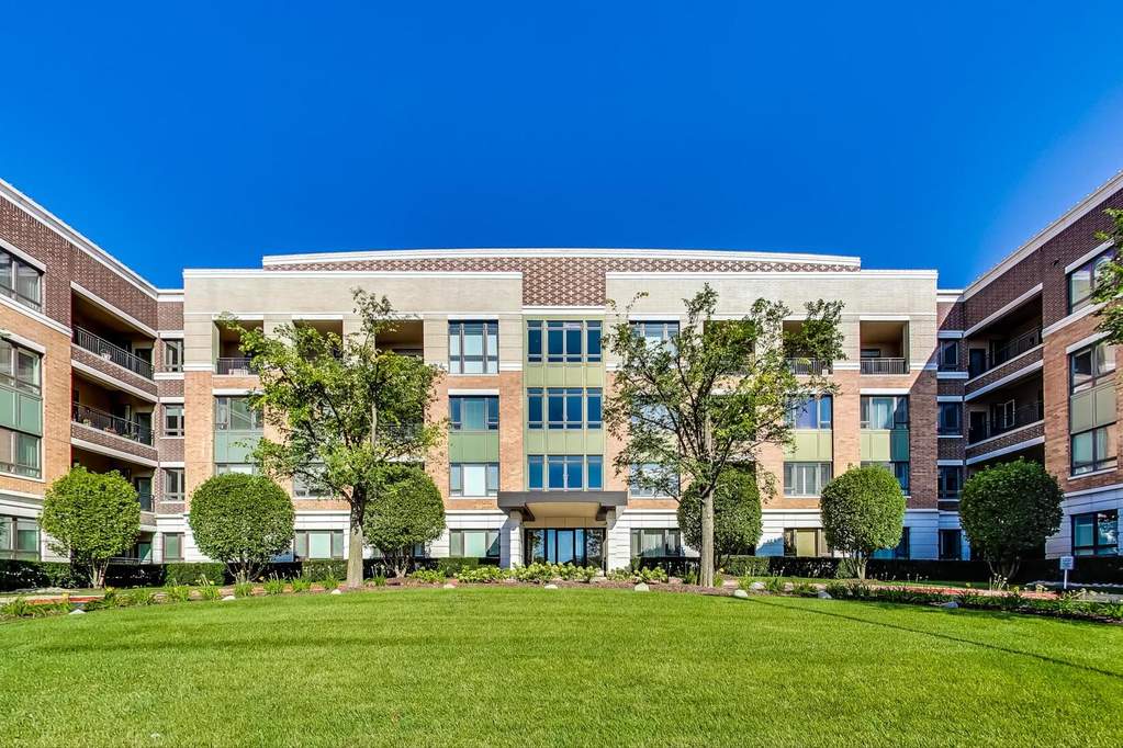 1000 Village Center Drive 208, Burr Ridge, IL 60527 MLS 11226165 properties Chicagoland