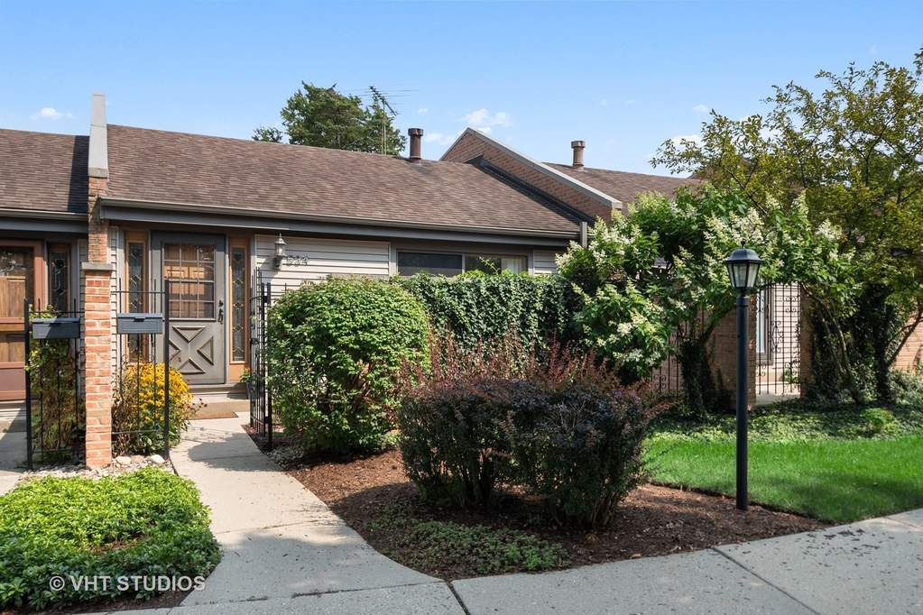 534 E Main Street, Barrington, IL 60010 MLS 11226468 properties