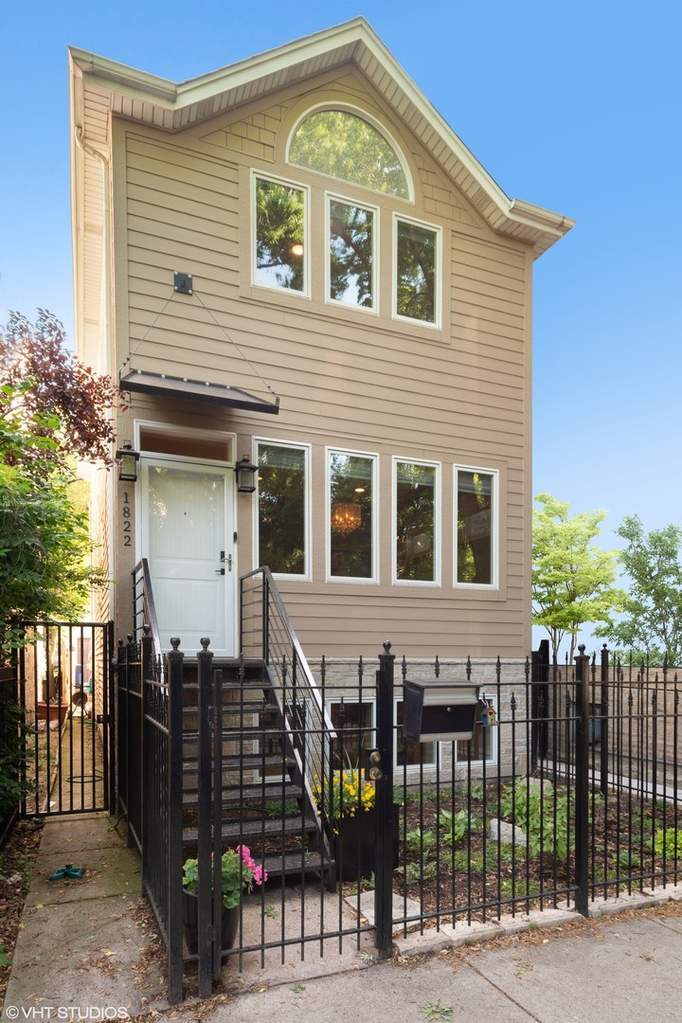 1822 N Wilmot Avenue, Chicago, IL 60647 MLS 11235510 properties