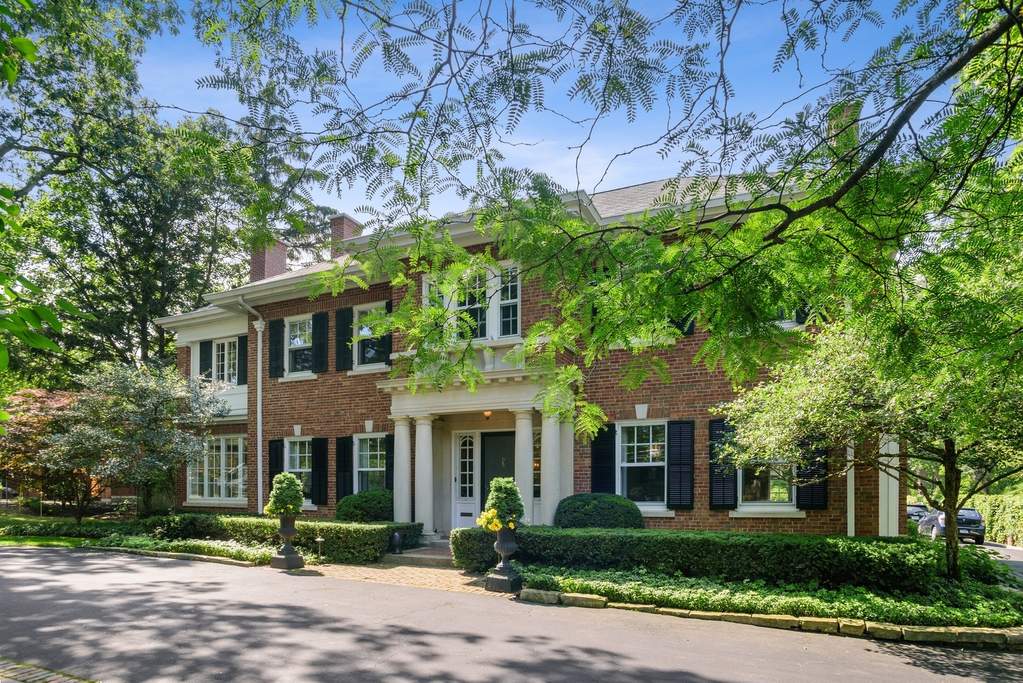 834 Sheridan Road, Glencoe, IL 60022 MLS 11242221 properties