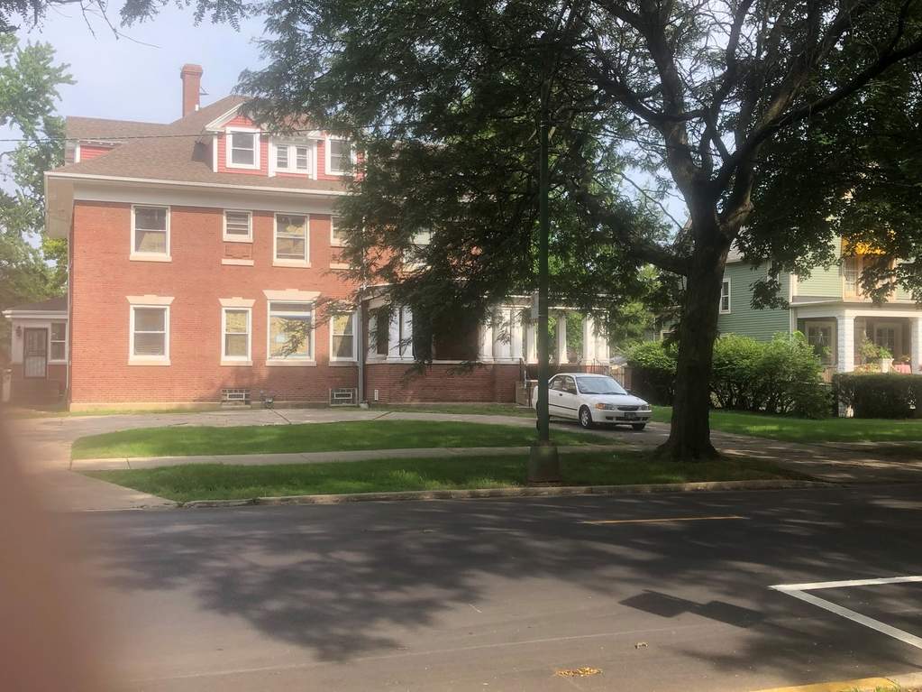 10335 S Longwood Drive, Chicago, IL 60643 MLS 11243183 properties