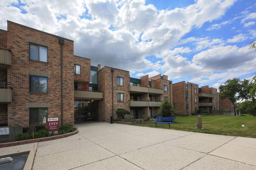 1919 Prairie Square 310, Schaumburg, IL 60173 MLS 11246151