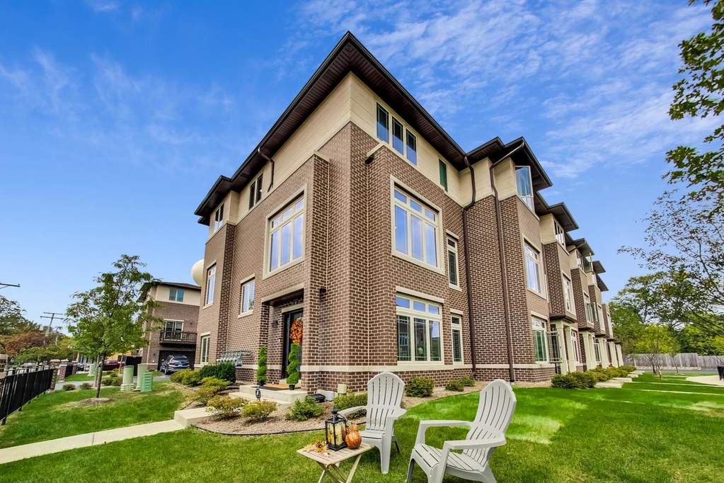 19 Forest Avenue, River Forest, IL 60305 MLS 11247779 properties