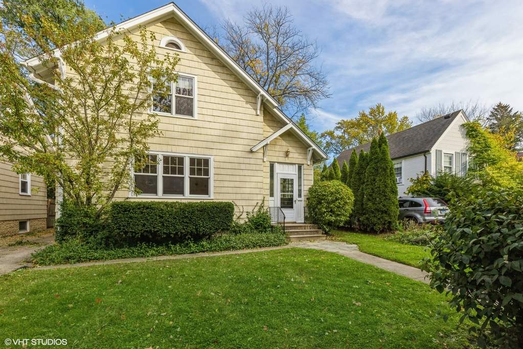 11 N June Terrace, Lake Forest, IL 60045 MLS 11254531 properties Chicagoland