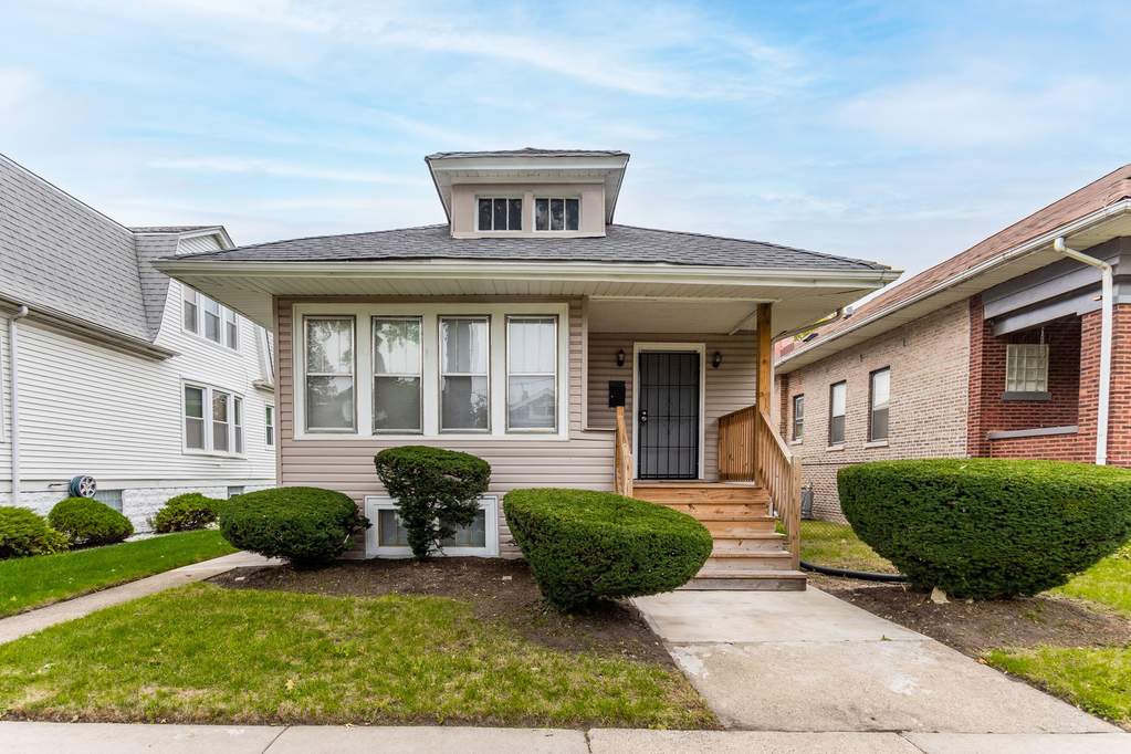 11411 S Normal Avenue, Chicago, IL 60628 | MLS# 11257120 | @properties ...
