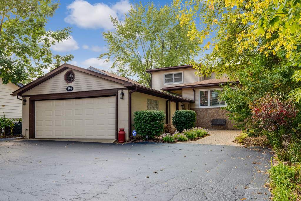 750 Diamond Lake Road, Mundelein, IL 60060 MLS 11258258 properties Chicagoland