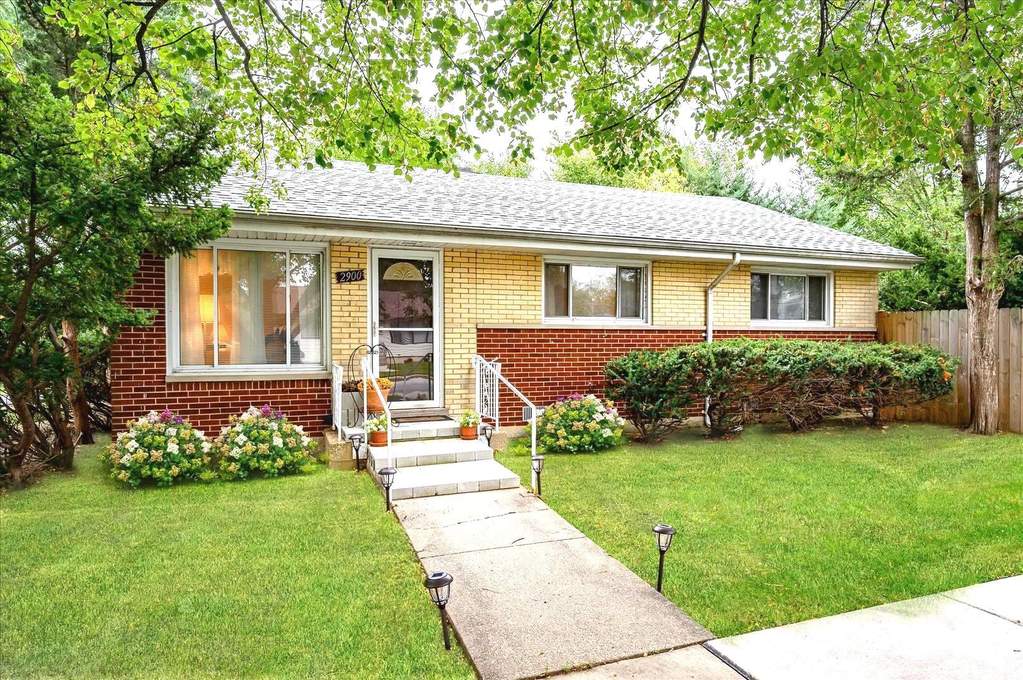 2900 S 10th Avenue, Broadview, IL 60155 MLS 11259097 properties