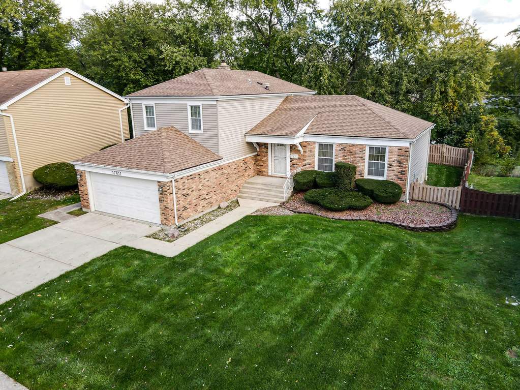 17611 Stonebridge Drive, Hazel Crest, IL 60429 MLS 11262288